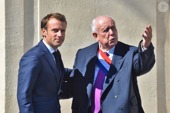 Emmanuel Macron, le président de la République Française, et Jean Claude Gaudin, le maire de Marseille, durant la Réunion de travail avec la Chancelière de la République Fédérale d'Allemagne A. Merkel à Marseille au Palais du Pharo , le 7 septembre 2018. © Bruno Bebert/Bestimage