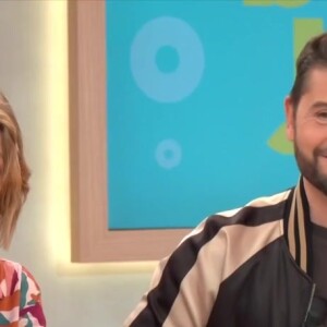 La veille, Christophe Beaugrand a été le seul de l'équipe à faire le pont
Maud Descamps et Christophe Beaugrand dans "Bonjour !"