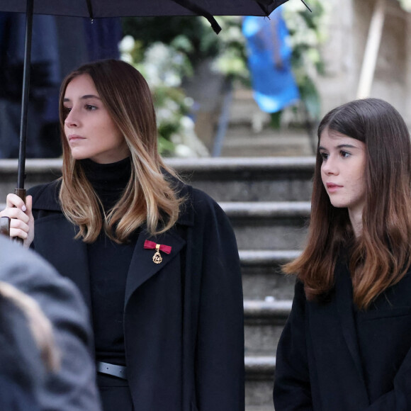 La jeune fille a passé son bac à Oxford.
Les princesses Luisa et Vittoria de Savoie - Sorties des funérailles du prince Victor Emmanuel de Savoie en la cathédrale Saint-Jean-Baptiste de Turin le 10 février 2024. © Dominique Jacovides/Bestimage 