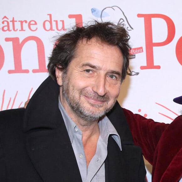 Édouard Baer - Pour ses Adieux au Théâtre du Rond-Point qu'il a dirigé 20 ans, Jean-Michel Ribes a reçu les hommages et les remerciements des comédiens qui ont joué sur cette scène. Paris, France, le 12 Décembre 2022. © Bertrand Rindoff / Bestimage 