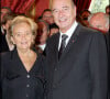 Mais sa collaboration avec Jacques Chirac prendra fin suite à l'échec cuisant du RPR aux européennes en 1979... Situation qui aurait réjoui Bernadette Chirac, l'épouse du polititien.
Le président Jacques Chirac et sa femme Bernadette - Cérémonie de remise de décorations au Palais de l'Elysée.
