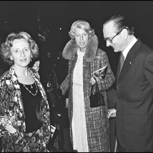 ARCHIVES - Bernadette Chirac, Madame Claude Pompidou et Jacques Chirac en soirée.