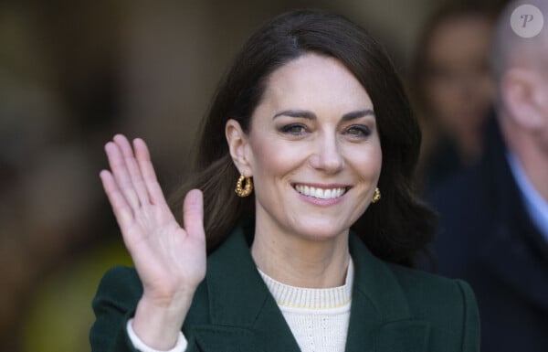 La Princesa de Gales se somete a quimioterapia preventiva Catherine (Kate) Middleton, Princesa de Gales, llega al complejo del mercado Kirkgate en Vicar Lane en Leeds, West Yorkshire, Reino Unido, el 31 de enero de 2023, donde se reúne con vendedores y miembros del público para el lanzamiento de la campaña Shaping Us, que crea conciencia sobre la importancia única de la primera infancia.