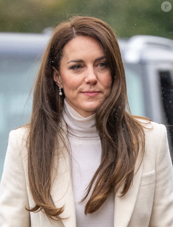 Kate Middleton sufre cáncer Kate Catherine Middleton, Princesa de Gales, visita el centro de ocio y fitness Aberavon en Port Talbot.