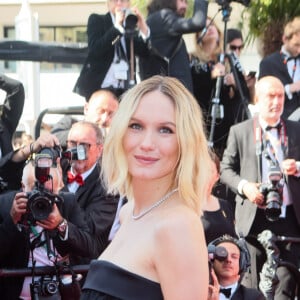 Les célébrités ont don foulé le tapis rouge du Festival de Cannes pour la dernière fois ce jour-là avant l'année prochaine
Ana Girardot - Montée des marches pour la cérémonie de clôture du 77ème Festival International du Film de Cannes au Palais des Festivals à Cannes. Le 25 mai 2024 © Christophe Clovis / Bestimage