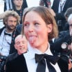 PHOTOS Grimace, transparence et noeud papillon original... Dernier tapis rouge en apothéose pour le 77e Festival de Cannes