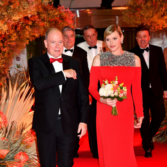 Le prince Albert II de Monaco et la princesse Charlène durant la soirée de gala du 81ème Grand Prix de Formule 1 de Monaco, salle des Etoiles du Sporting de Monaco, le 26 mai 2024. Cette soirée met à l'honneur le vainqueur du Grand Prix, le monégasque Charles Leclerc. © Bruno Bebert/Bestimage 