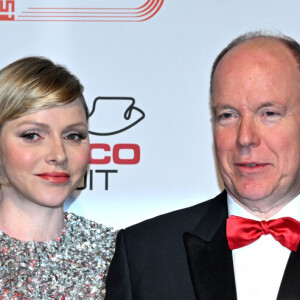 Le prince Albert II de Monaco et la princesse Charlène durant la soirée de gala du 81ème Grand Prix de Formule 1 de Monaco, salle des Etoiles du Sporting de Monaco, le 26 mai 2024. Cette soirée met à l'honneur le vainqueur du Grand Prix, le monégasque Charles Leclerc. © Bruno Bebert/Bestimage 