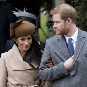 Le prince Harry et sa fiancée Meghan Markle - La famille royale d'Angleterre arrive à la messe de Noël à l'église Sainte-Marie-Madeleine à Sandringham, le 25 décembre 2017. 