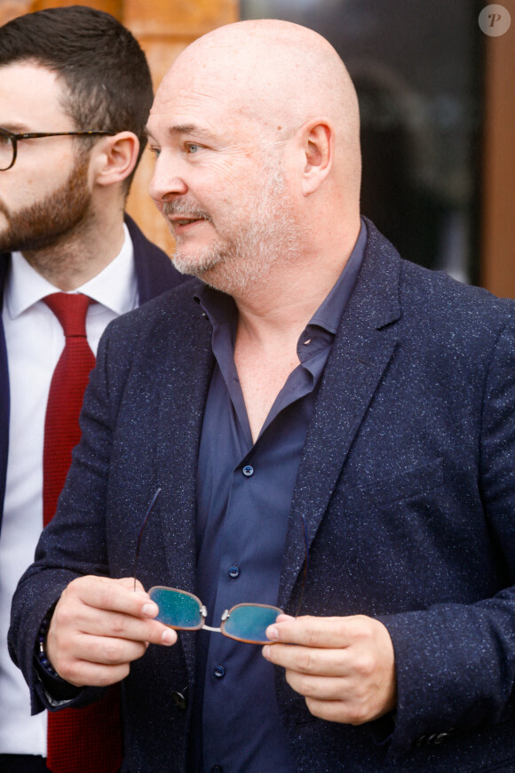 Depuis plusieurs mois.
Suspendu de l'antenne après une enquête pour viol, Sébastien Cauet réclame en justice son retour sur NRJ au tribunal de commerce de Paris, France, le 18 mars 2024. © Christiophe Clovis/Bestimage