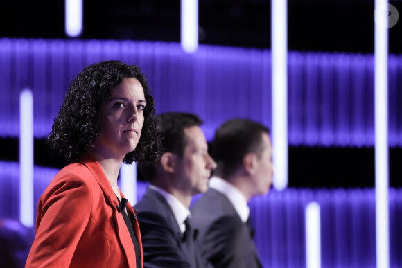 Manon Aubry, La France Insoumise, François Xavier Bellamy, Les Républicains, Jordan Bardella, Rassemblement Nationale - Les principales têtes de liste aux élections européennes débattent sur le plateau de télévision CNEWS, présentés par Laurence Ferarri et Pierre de Vilno, Paris, le 30 mai 2024. © Stéphane Lemouton / Bestimage 