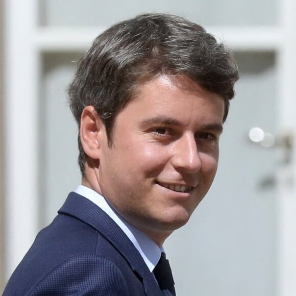 Même avec un emploi du temps chargé, Gabriel Attal trouve du temps pour les gens qui comptent
Le Premier ministre, Gabriel Attal à la sortie du conseil des ministres, au palais présidentiel de l'Elysée, à Paris, France © Stéphane Lemouton/Bestimage 