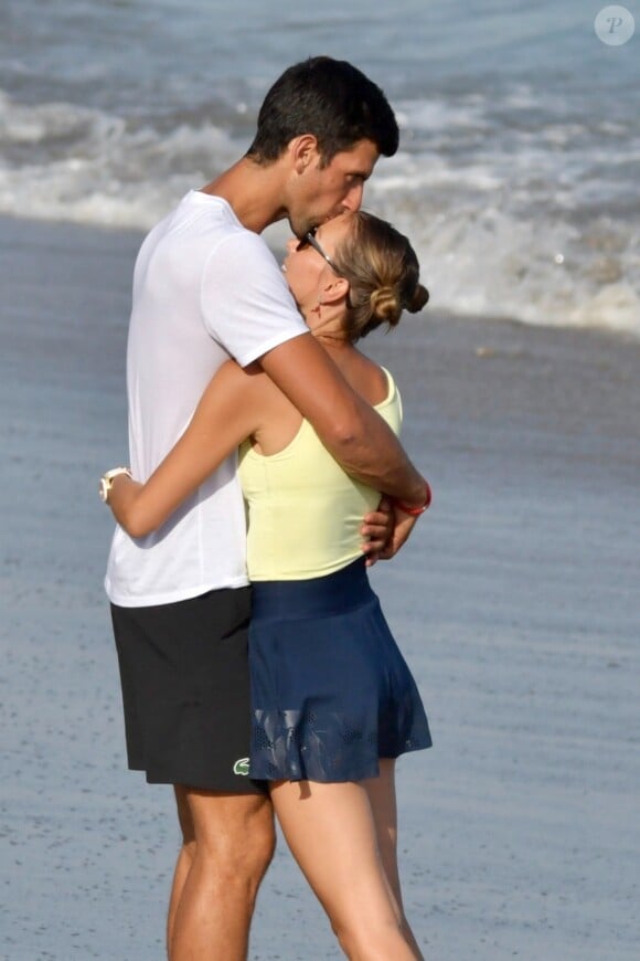 Novak Djokovic passe ses vacances avec sa femme Jelena et ses enfants Stefan et Tara sur une plage de Marbella en Espagne le 1er aout 2019. 