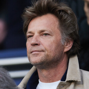 Laurent Delahousse - Célébrités dans les tribunes de la demi-finale retour de Ligue des champions entre le PSG face au Borussia Dortmund (0-1) au Parc des Princes à Paris le 7 mai 2024. © Cyril Moreau/Bestimage