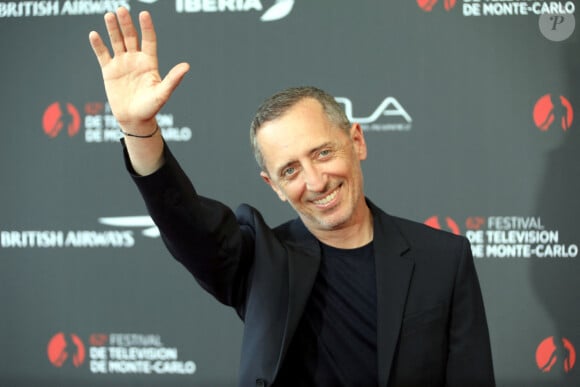 Gad Elmaleh sur le tapis rouge du photocall de la cérémonie d'ouverture du 62ème Festival de Télévision de Monte-Carlo, à Monaco, le 16 juin 2023. © Cyril Dodergny/Nice Matin/BestImage