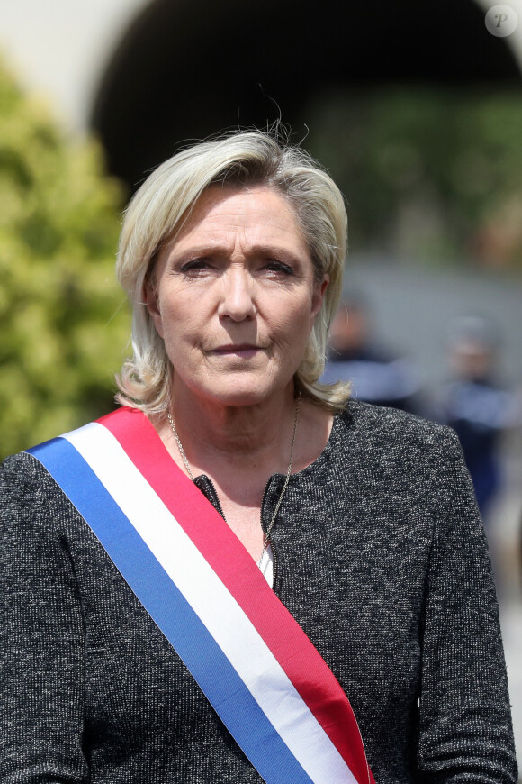 Marine Le Pen - Le Premier ministre préside la cérémonie d'honneurs funèbres militaires au Major Xavier Salou et au Maréchal des logis-chef Nicolas Molinari, à Maisons-Alfort, banlieue de Paris, le 24 mai 2024. © Stéphane Lemouton / Bestimage 