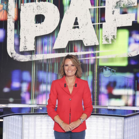 Mais ce mercredi 5 juin 2024, la journaliste a été victime d'un malaise juste avant de prendre l'antenne.
Pascale De La Tour Du Pin sur le plateau de l'émission PAF, Pilotes pour la nouvelle saison - Paris le 31/08/2023 - © Jack Tribeca / Bestimage