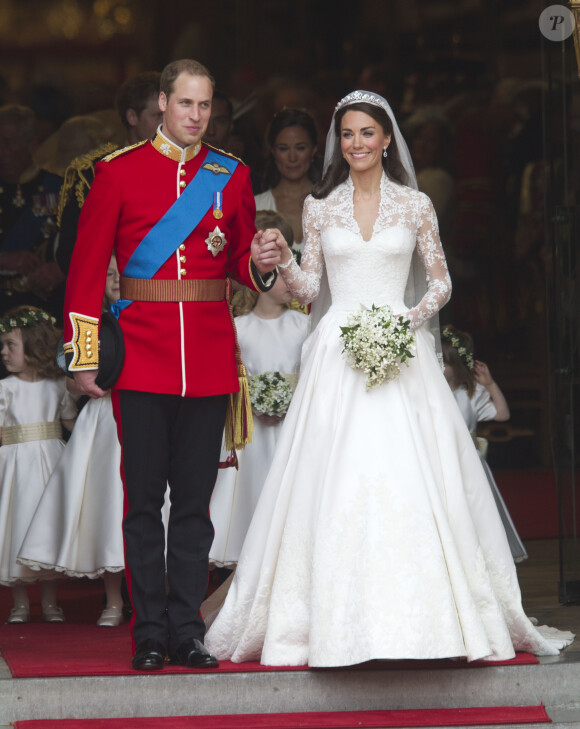 Le prince William devrait reconnaitre un détail au mariage où il est invité ce vendredi.
Mariage du prince William et de Kate Middleton, duc et duchesse de Cambridge à Westmnster Abbey.