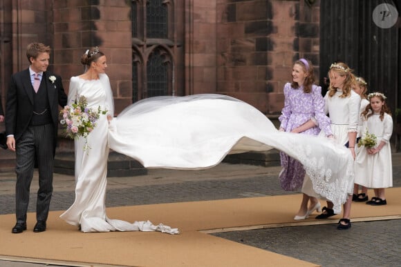 Après une escale express en France pour les 80 ans du Débarquement, le futur roi a assisté au mariage d'un de ses plus grands amis : Hugh Grosvenor, duc de Westminster
Mariage du duc de Westminster, Hugh Grosvenor, et Olivia Henson en la cathédrale de Chester, Royaume Uni, le 7 juin 2024. © Julien Burton/Bestimage 