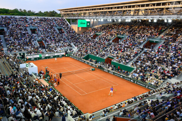 Quatre équipes mixtes de deux joueurs, sélectionnées par des capitaines créateurs de contenus (Domingo, la chorégraphe et danseuse Inès Vandamme,
Soirée We Are Tennis by BNP Paribas et Domingo