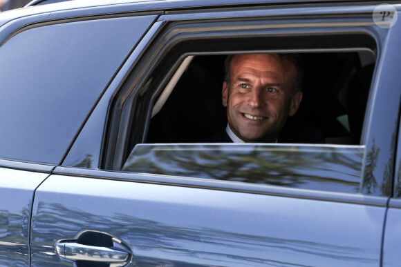 Le président Emmanuel Macron et sa femme Brigitte sont allés voter au Touquet, pour les élections européennes le 9 juin 2024. © Stéphane Lemouton / Bestimage 