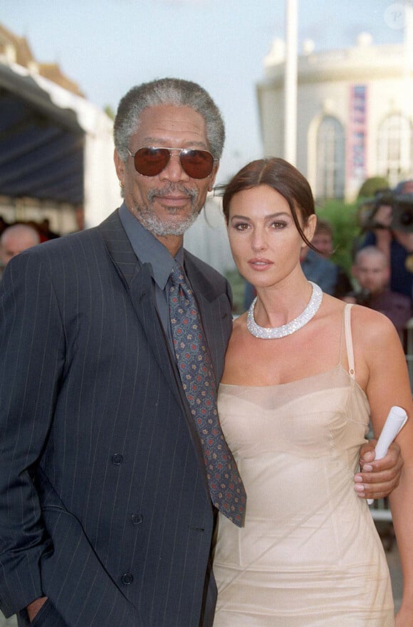 Morgan Freeman et Monica Bellucci au 26 festival du film américain de Deauville en 2000.