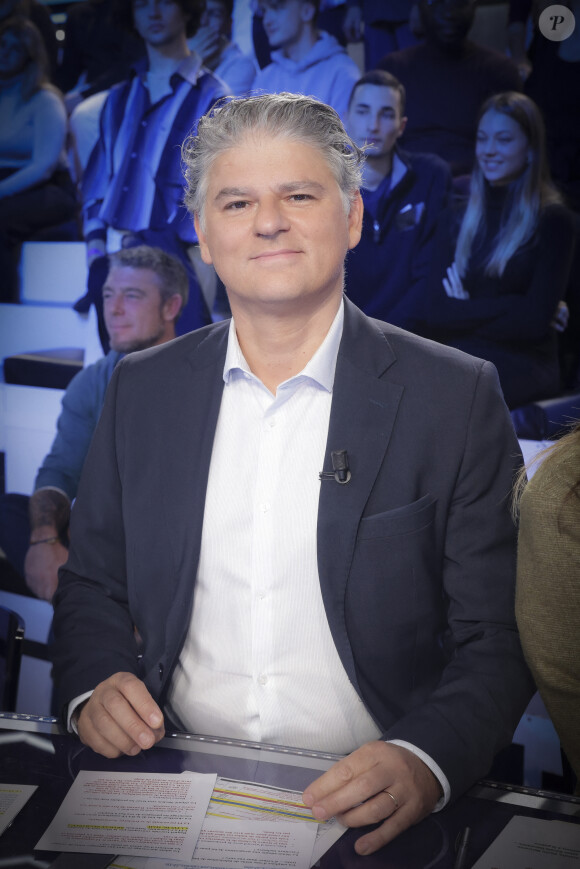 Son fils rêve quant à lui de devenir journaliste comme son célèbre papa
Exclusif - Jacques Cardoze - Enregistrement de l'émission "TPMP (Touche Pas à Mon Poste)", présentée par C.Hanouna et diffusée en direct sur C8 le 26 octobre 2023 © Jack Tribeca / Bestimage