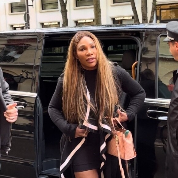 Exclusif - Serena Williams à la sortie de l'hôtel Ritz à Paris.