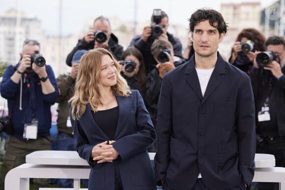 De Léa Seydoux.
Léa Seydoux et Louis Garrel - Photocall du film "Le deuxième acte", présenté hors compétition, lors du 77ème Festival International du Film de Cannes (14 - 25 mai 2024), le 15 mai 2024. 