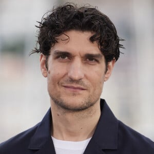 De qui s'agit-il ?
Louis Garrel - Photocall du film "Le deuxième acte", présenté hors compétition, lors du 77ème Festival International du Film de Cannes (14 - 25 mai 2024), le 15 mai 2024. 