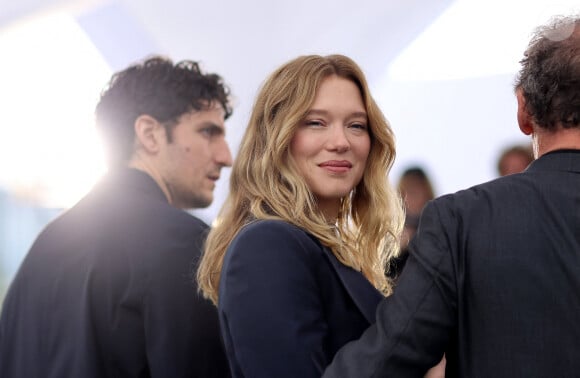 Louis Garrel et Léa Seydoux - Photocall du film "Le deuxième acte", présenté hors compétition, lors du 77ème Festival International du Film de Cannes (14 - 25 mai 2024), le 15 mai 2024. 