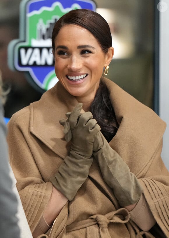 Le prince Harry, duc de Sussex et Meghan Markle, duchesse de Sussex, participent à un entraînement de curling aux Invictus Games Vancouver Whistler 2025, au Hillcrest Community Centre, Vancouver, Colombie-Britannique, Canada, le 16 février 2024.