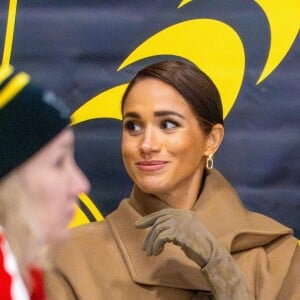 Le timing a de quoi questionner...
Le prince Harry, duc de Sussex et Meghan Markle, duchesse de Sussex, participent à un entraînement de curling aux Invictus Games Vancouver Whistler, au Hillcrest Community Centre, Vancouver, Colombie-Britannique, Canada