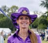 tout comme Sophie Thalmann rayonnante en violet
Sophie Thalmann au prix de Diane à l'hippodrome de Chantilly, France, le 16 juin 2024