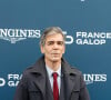 Le journaliste Xavier de Moulins a dérogé à la règne du prix de Diane en ne portant pas de chapeau
Xavier de Moulins au prix de Diane à l'hippodrome de Chantilly, France, le 16 juin 2024