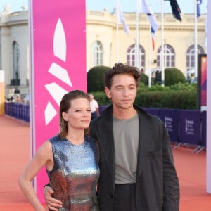 L'actrice a notamment expliqué que son compagnon ne jouerait pas avec elle dans un film. 
Mélanie Thierry et Raphaël Haroche lors de la 49ème édition du festival du cinéma américain de Deauville le 7 septembre 2023. © Denis Guignebourg / Bestimage 