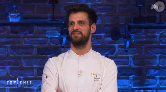 Un choix qui s'explique notamment par le fait que sa femme était enceinte au moment du tournage.
Clotaire Poirier est éliminé de "Top Chef 2024"