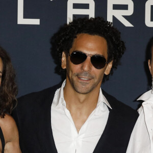 Sandra et Tomer Sisley, Laeticia Hallyday - Avant-Premiere du film "Largo Winch "Le Prix de L'argent" au cinéma le Grand Rex à Paris le 18 juin 2024. © Marc Ausset-Lacroix/Bestimage 