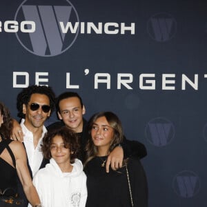 Sandra et Tomer Sisley avec leurs enfants Liv Shaya, Levin et Dino - Avant-Premiere du film "Largo Winch "Le Prix de L'argent" au cinéma le Grand Rex à Paris le 18 juin 2024. © Marc Ausset-Lacroix/Bestimage 