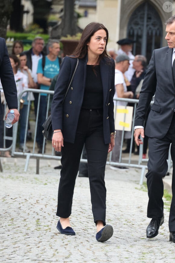 Anouchka Delon arrive aux obsèques de Françoise Hardy au crématorium du Père Lachaise à Paris le 20 juin 2024 Photo by Jerome Dominé/ABACAPRESS.COM