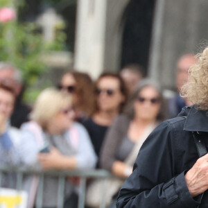 Mireille Dumas arrive aux obsèques de Françoise Hardy au crématorium du Père Lachaise à Paris le 20 juin 2024 Photo by Jerome Dominé/ABACAPRESS.COM