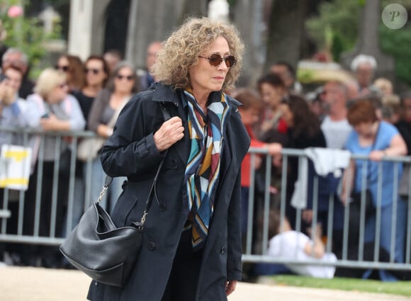 Mireille Dumas arrive aux obsèques de Françoise Hardy au crématorium du Père Lachaise à Paris le 20 juin 2024 Photo by Jerome Dominé/ABACAPRESS.COM