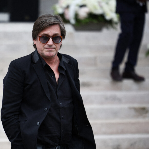 Thomas Dutronc arrive aux obsèques de Françoise Hardy au crématorium du Père Lachaise à Paris le 20 juin 2024 Photo by Raphael Lafargue/ABACAPRESS.COM