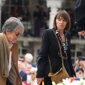 Jacques Dutronc arrive aux obsèques de Françoise Hardy au crématorium du Père Lachaise à Paris le 20 juin 2024. Photo by Jerome Dominé/ABACAPRESS.COM