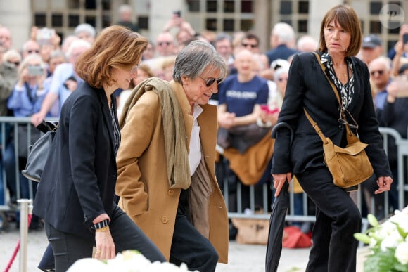 Jacques Dutronc - Arrivées aux obsèques de l'auteure-compositrice-interprète et actrice française Françoise Hardy au cimetière du Père-Lachaise à Paris, France, le 20 juin 2024. © Jacovides-Moreau/Bestimage