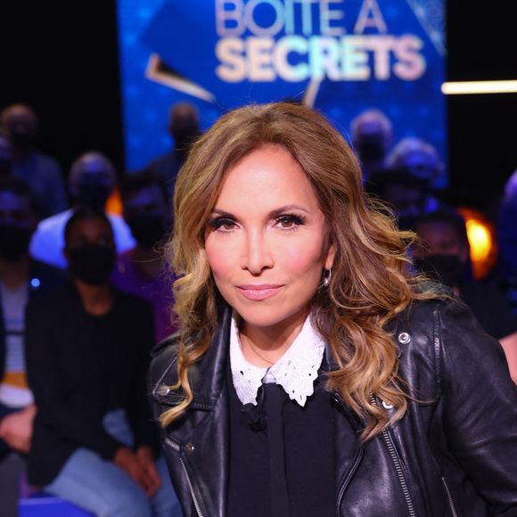 Exclusif - Hélène Segara - Enregistrement de l'émission "La boîte à secrets 12", présentée par F.Bollaert et diffusée le 17 décembre sur France 3. Le 5 octobre 2021 © Rubens Hazon / Bestimage