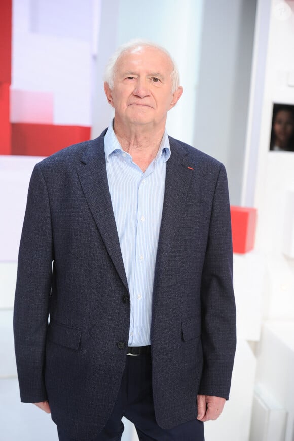 Exclusif - Jean Paul Ollivier - Enregistrement de l'émission "Vivement dimanche" au Studio Gabriel à Paris, présentée par M.Drucker et diffusée le 23 juin sur France 3 © Guillaume Gaffiot / Bestimage