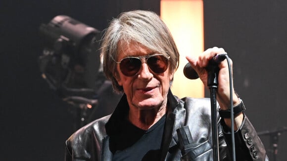 Jacques Dutronc soutenu dans l'épreuve par sa compagne Sylvie, l'ange gardien de sa vie : "Sans elle, je ne serais pas là"