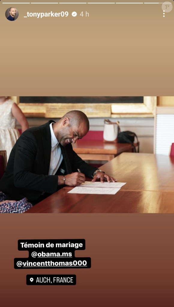 Dès le lendemain, Tony Parker était le témoin lors du mariage de Marie-Sophie Obama, sa "big sis"
Tony Parker et Agathe Teyssier lors du mariage d'une proche du basketteur, ce samedi 22 juin 2024