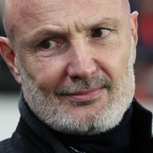 Frank Leboeuf - Match de football en ligue 1 Uber Eats : le RC Lens l'emporte 1 - 0 face à l'OLympique de Marseille le 12 novembre 2023. © Laurent Sanon / Panoramic / Bestimage